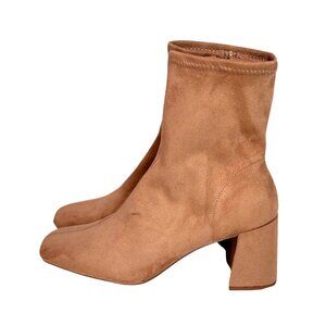 A New Day Tan Ankle Boots Women’s 9.5 Block‎ Heel Faux Suede With Side Zipper